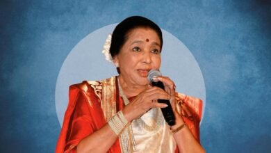 veteran-singer-asha-bhosle-passed-away-at-92-in-mumbai