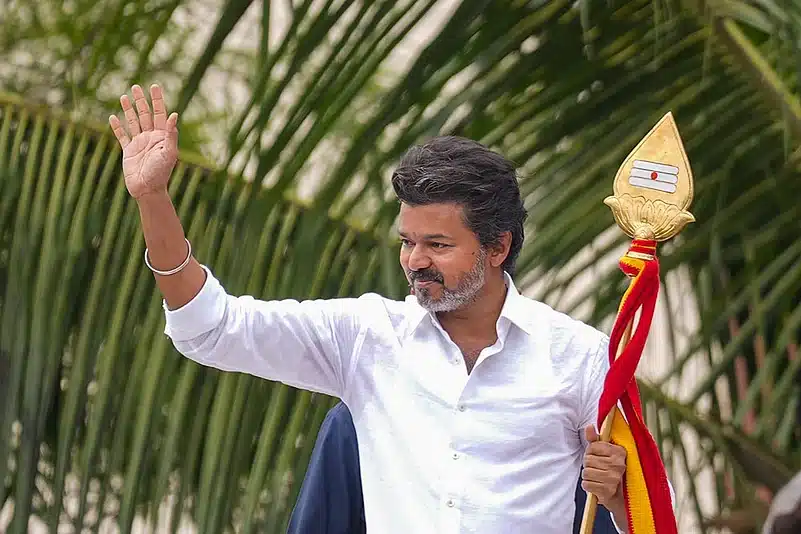 marathi-article-on-chandrasekaran-joseph-vijay-tamilnadu-cm