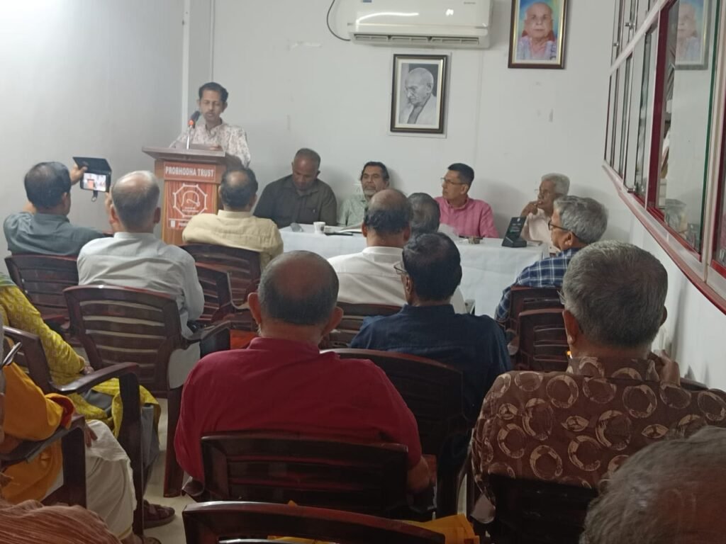 Malayalam Translation of Kaleej Uslava Discussed at Special Literary Meet in Kochi