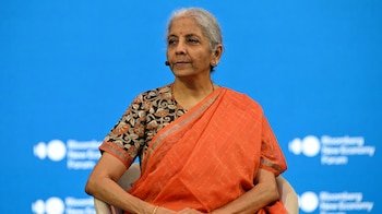 loksatta-analysis-rupee-fall-global-uncertainty-nirmala-sitharaman-rbi-measures-stt-
